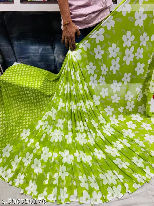 Trendy Womens Georgette Printed Saree with blouse.